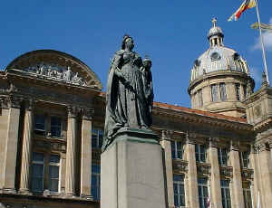 statue.jpg (87562 bytes)