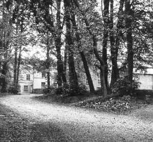 chOldHall.JPG (114558 bytes)