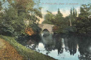Cannon Hill Park. Lake and bridge.