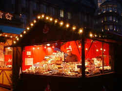 market3.jpg (77914 bytes)